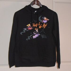 🧙‍♀️ NWT Disney Hocus Pocus Hoodie M – “Tonight We Fly!” Sanderson Sisters